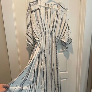 Lulus Augas Santas Black and White  Maxi Coverup, size M